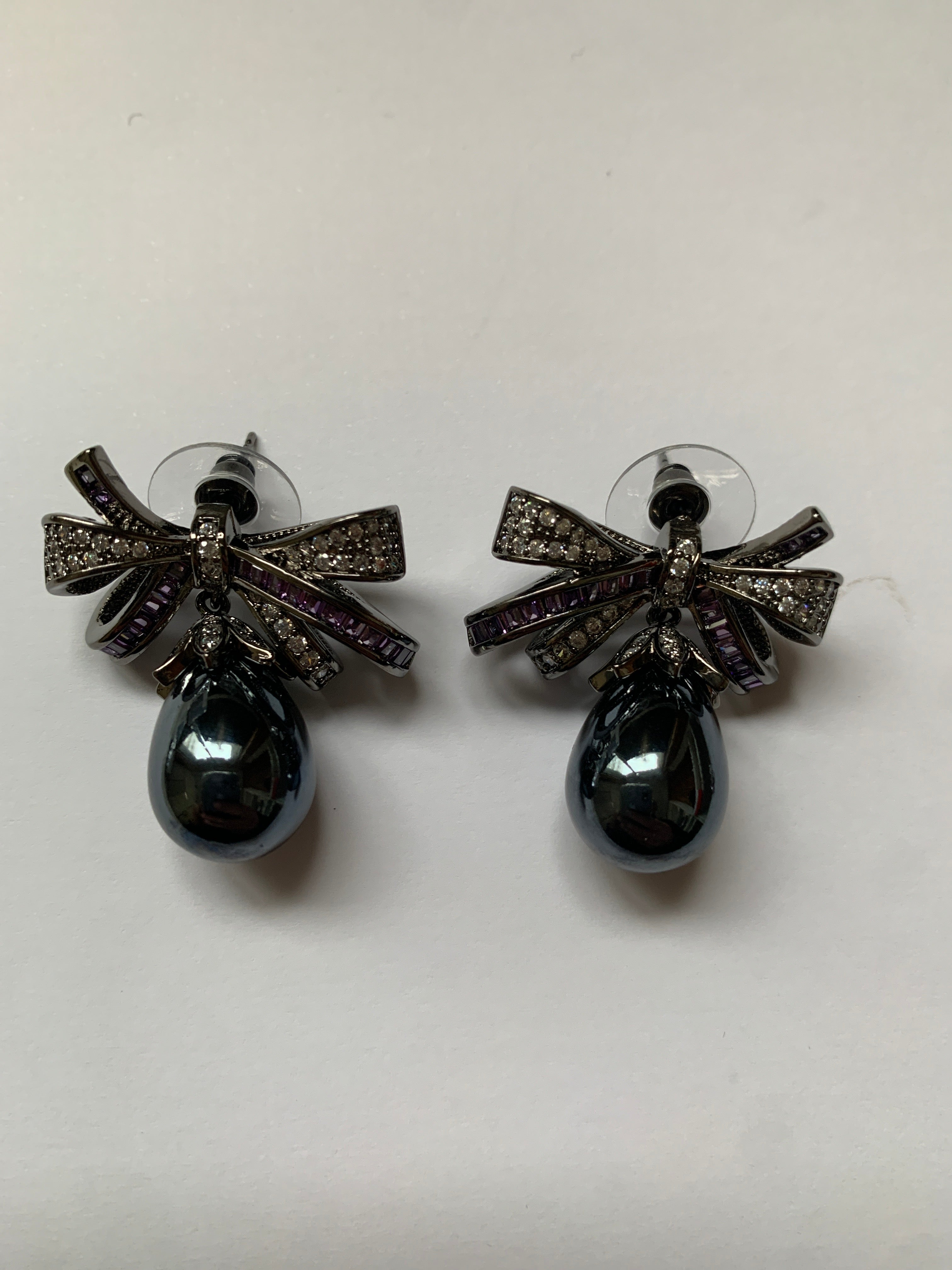 Pendiente Lazo Perla