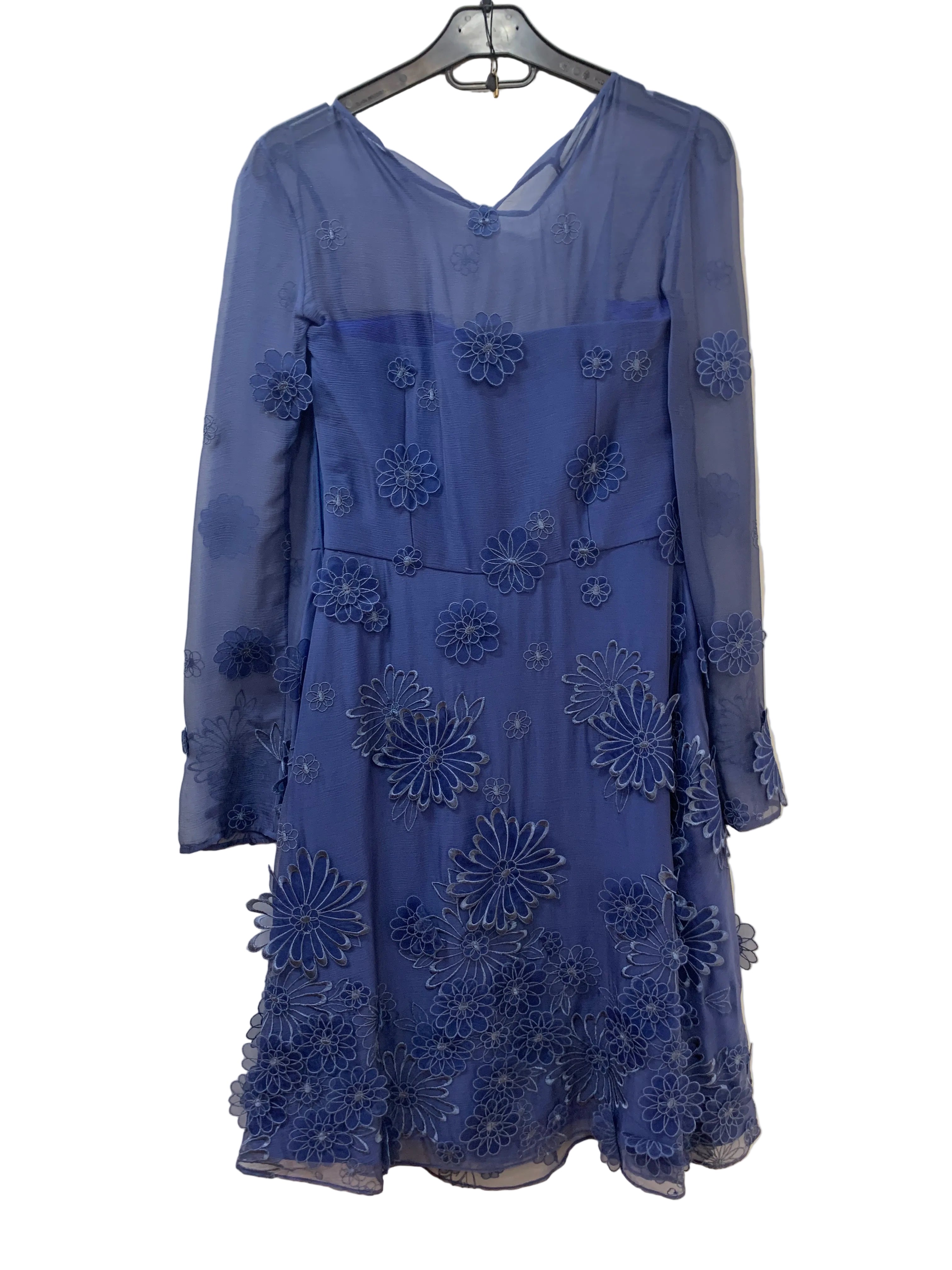 VESTIDO FLOR BORDADO PREMIOS