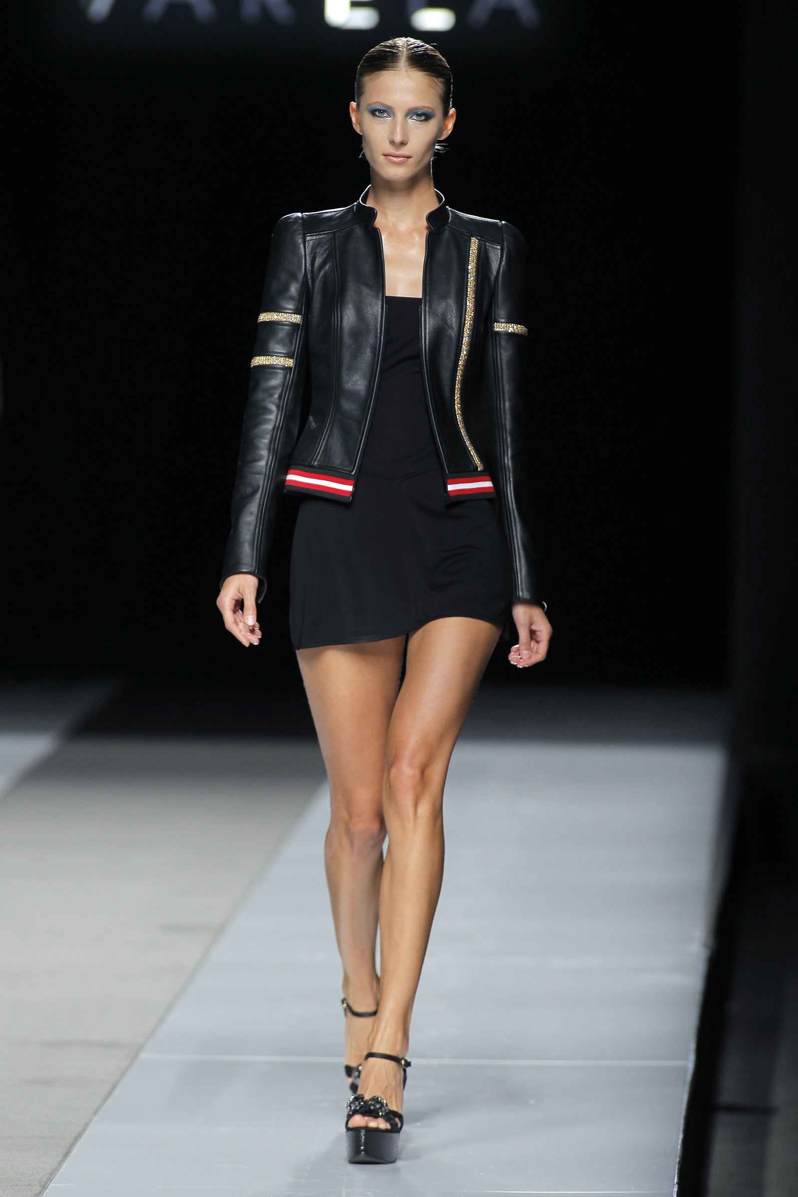 Foto color 900-negro - 5676