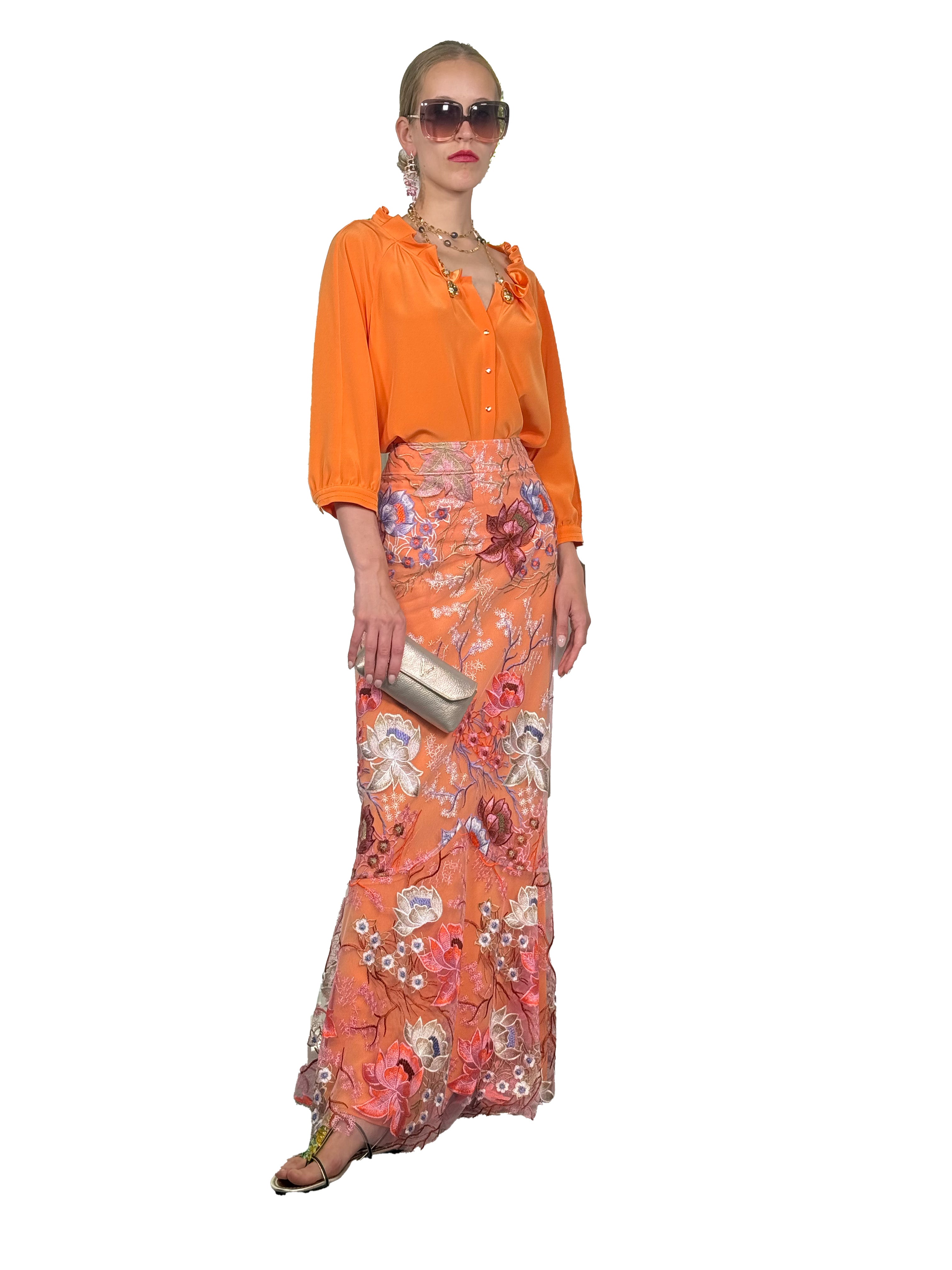 FALDA LARGA PIRATA TUL BORDADA