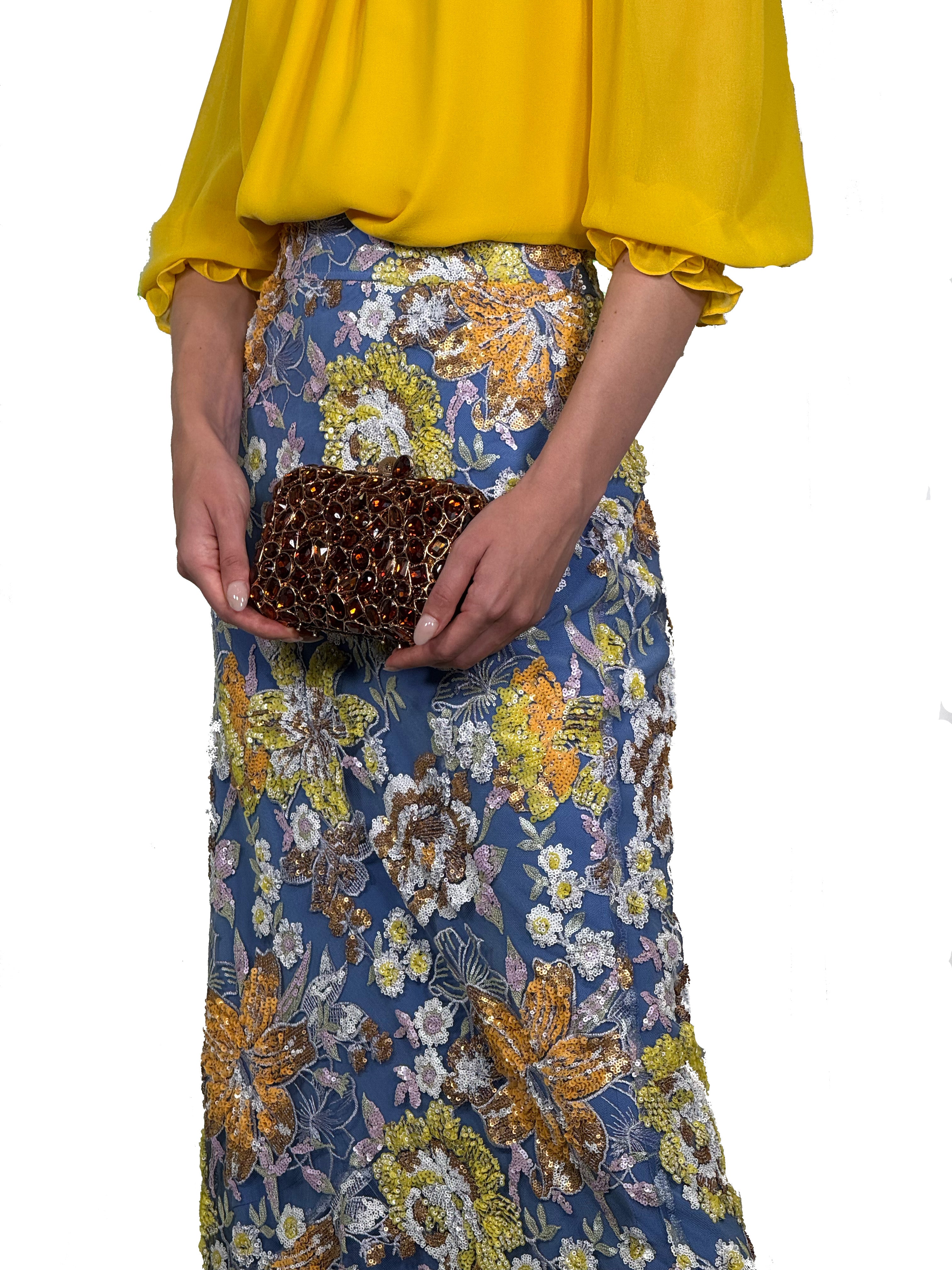 FALDA LARGA PIRATA TUL BORDADO