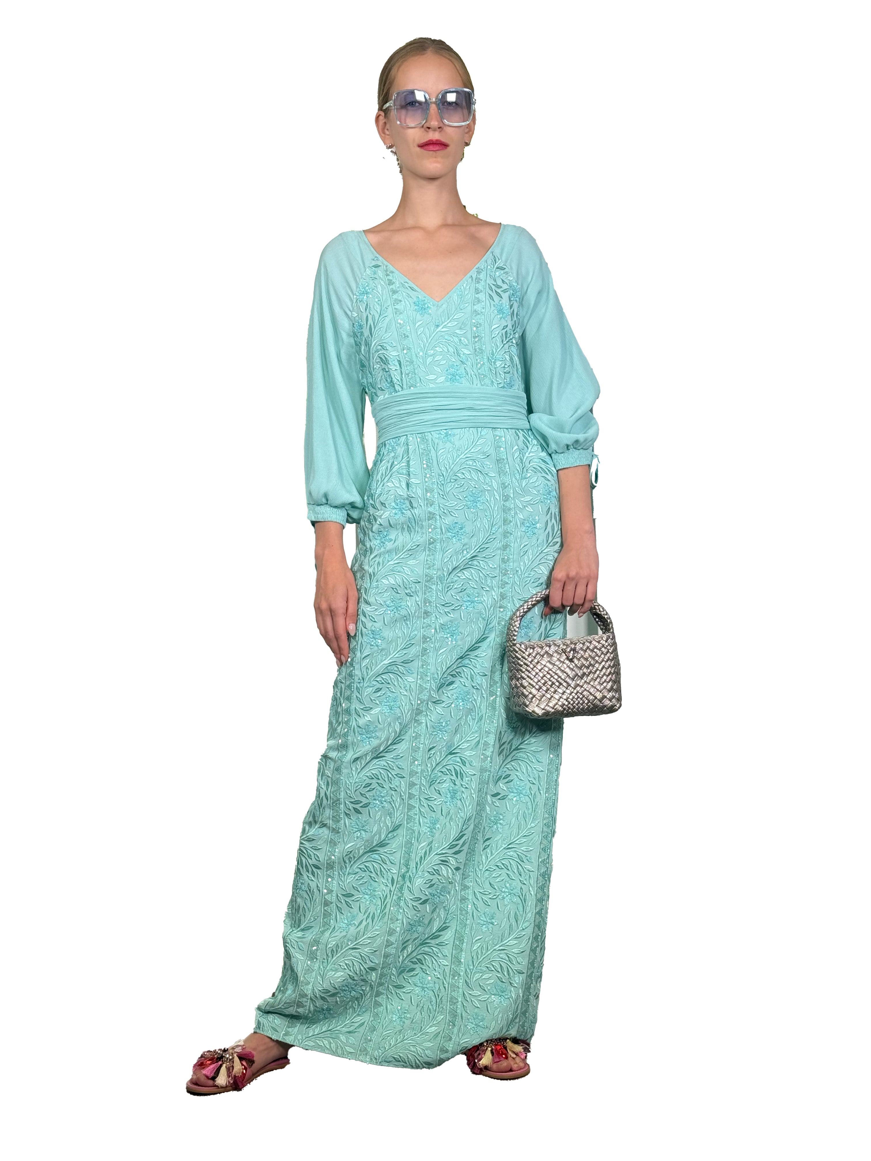 VESTIDO LARGO LAPIZ PIRATA TUL BORDADO