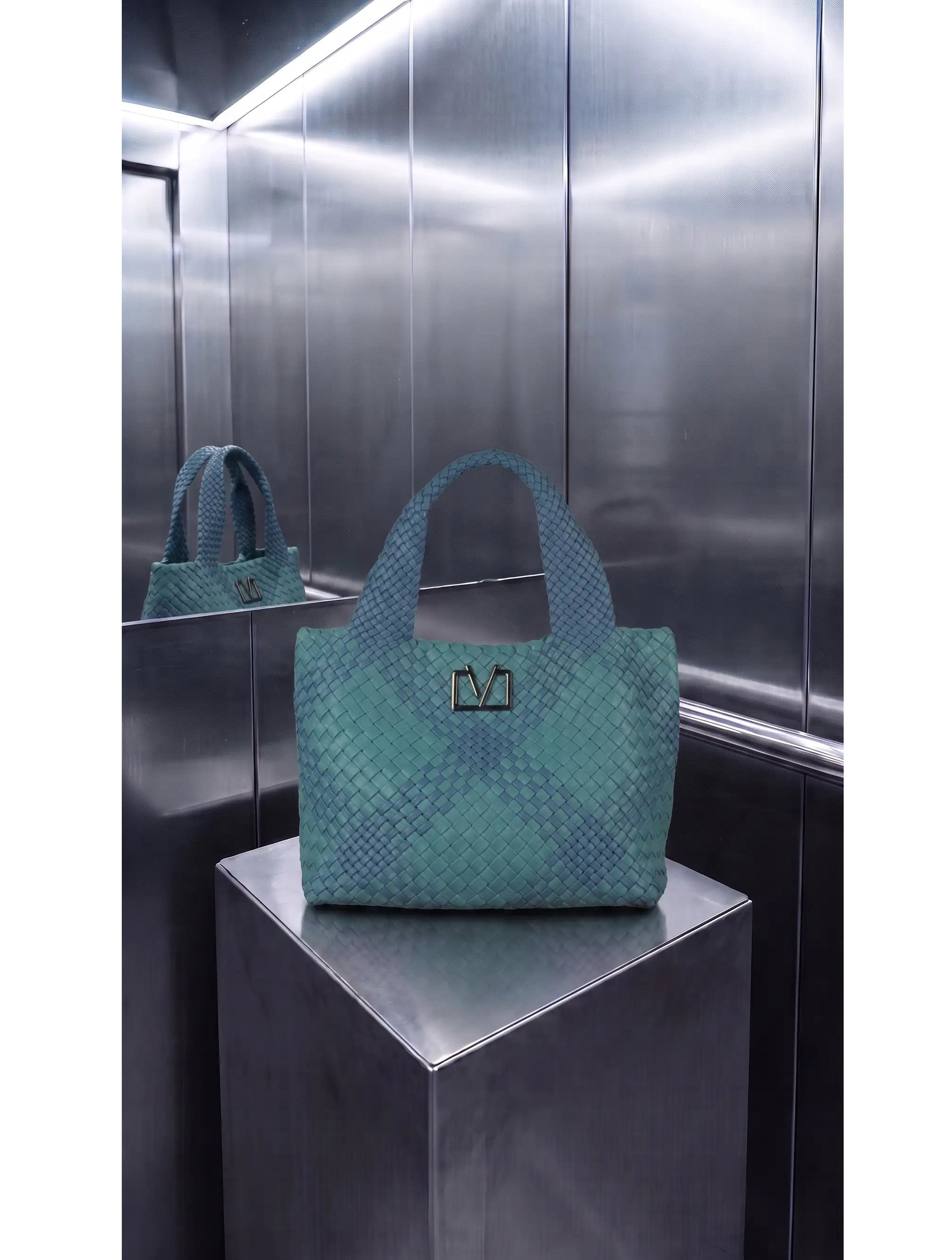 ASHER V BRAIDED TOTE BI