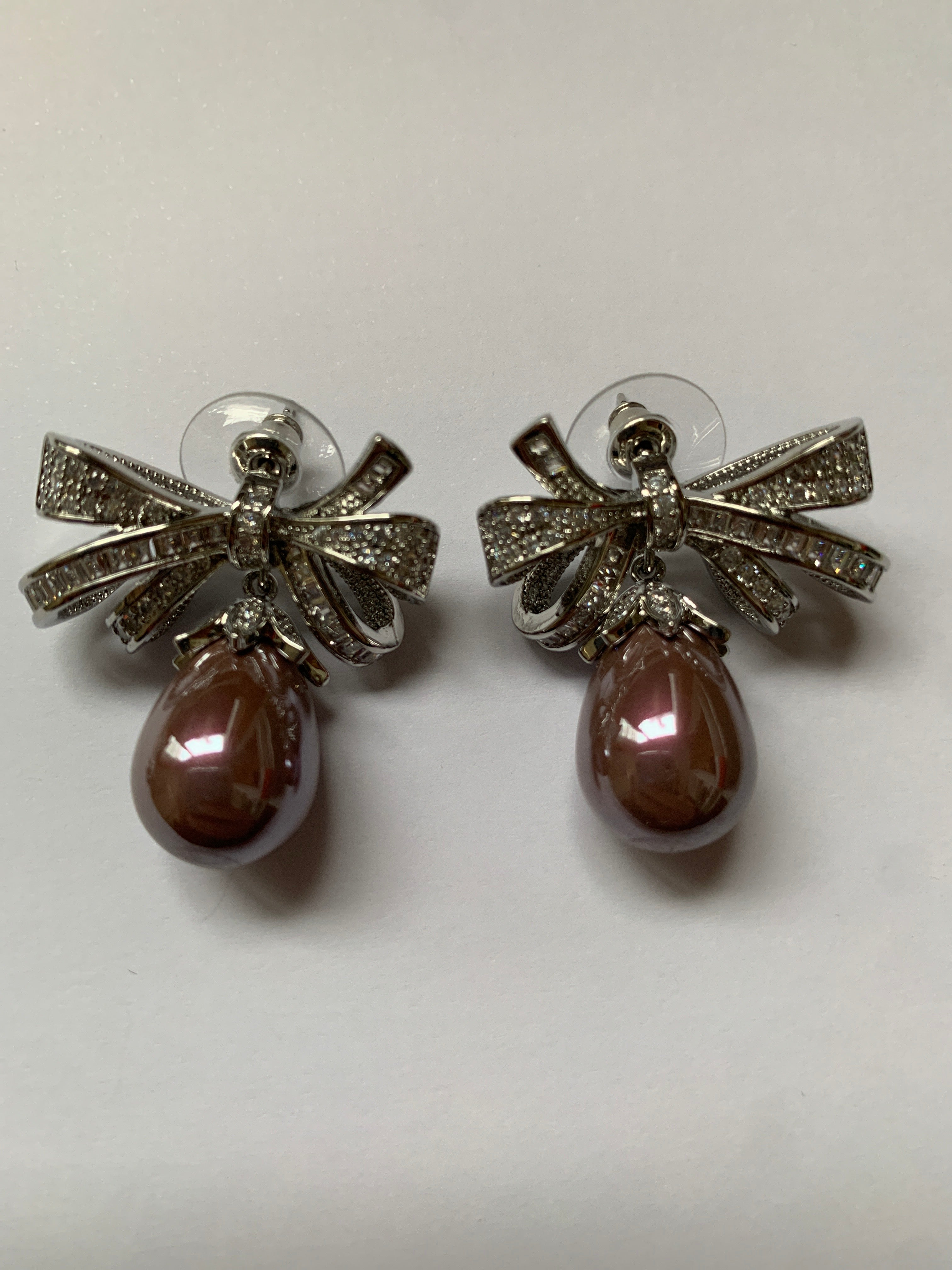 Pendiente Lazo Perla