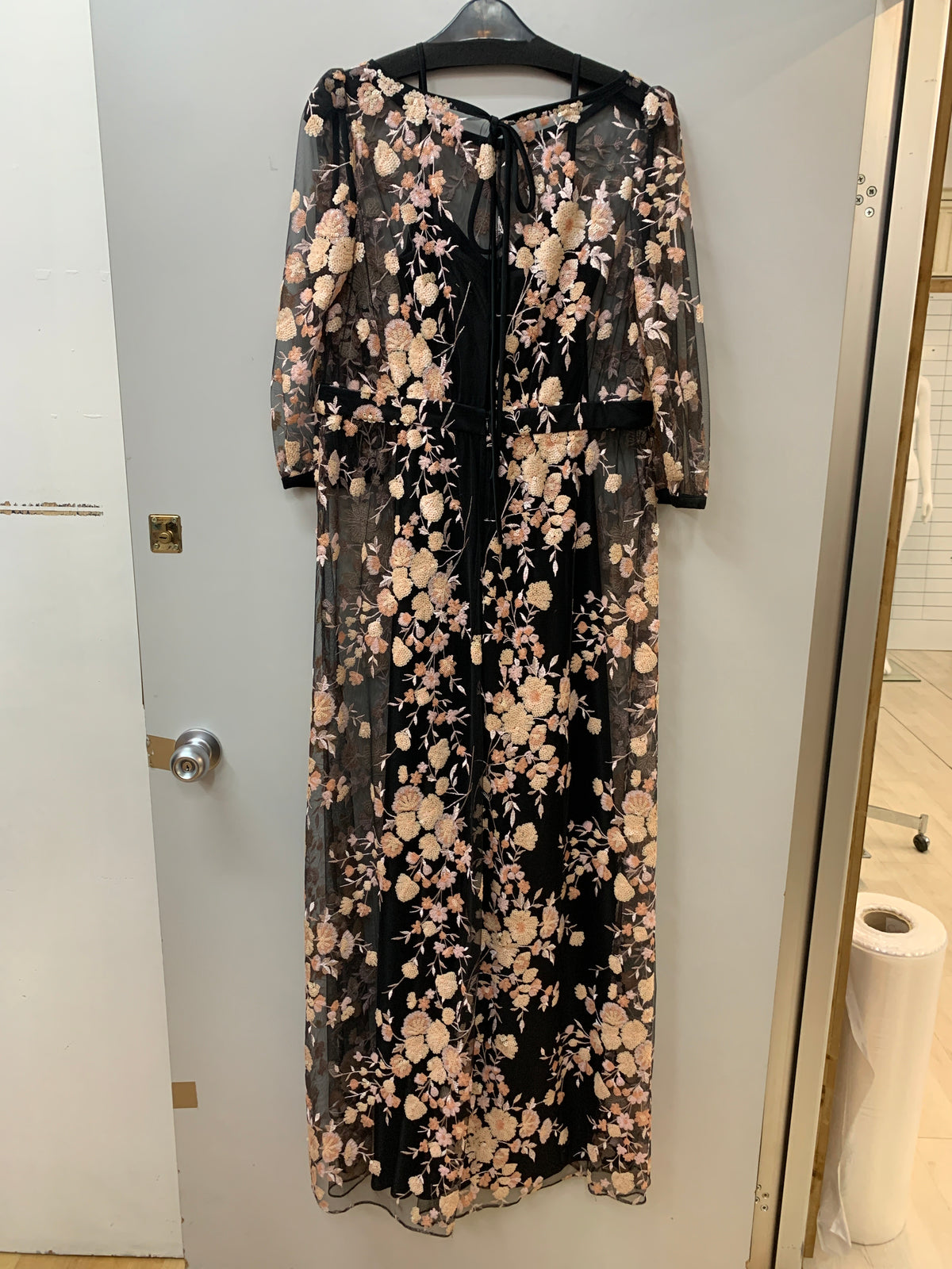 VESTIDO  LARGO TUL BORDADO
