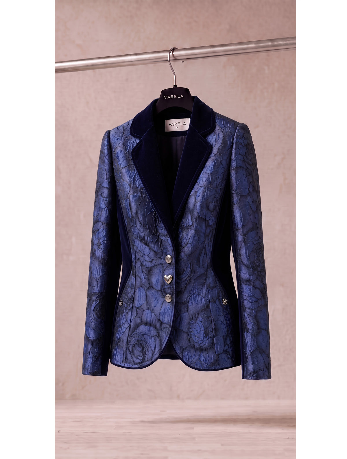 CHAQUETA BROCADO Y VELVET